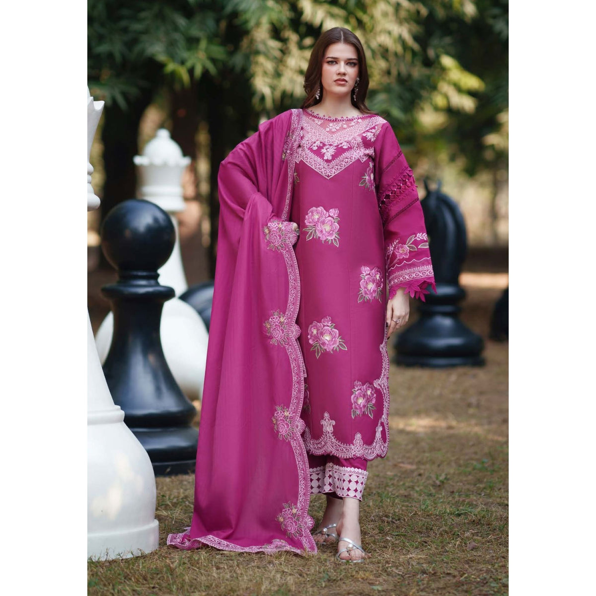 Summer Queen By Parishay