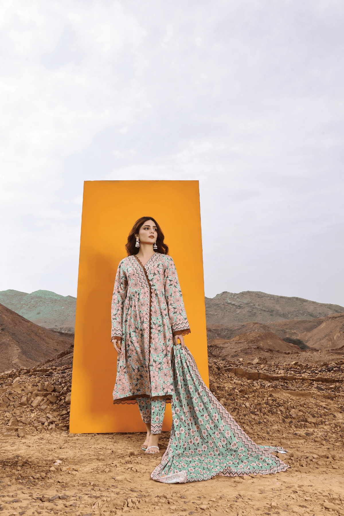 KHAS MIRHA SUMMER LAWN UNSTITCHED 3PC SUIT KLA-2395