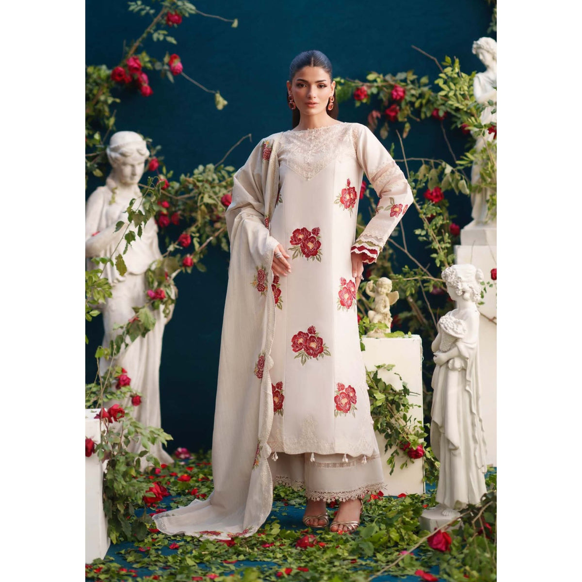 Summer Queen By Parishay