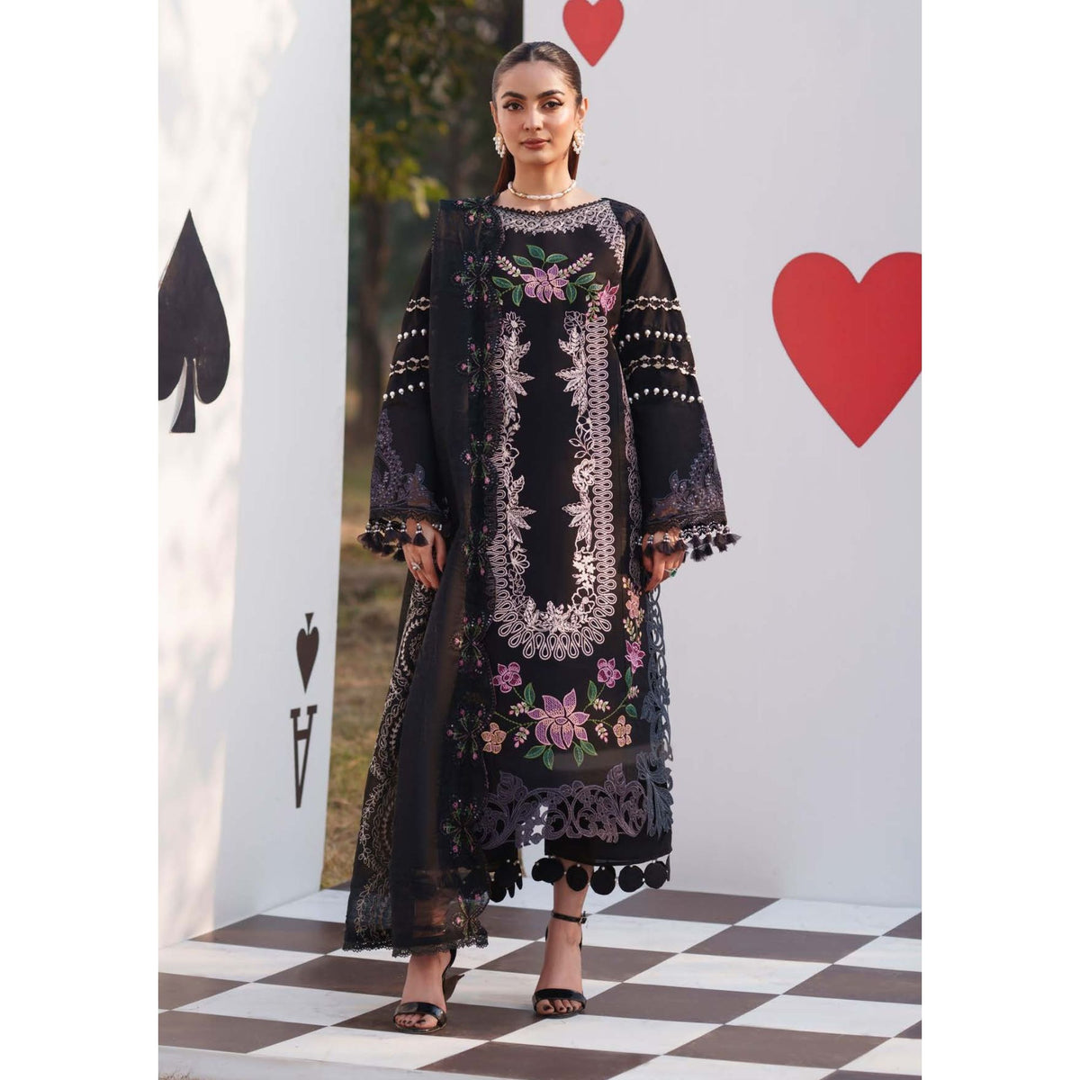 Summer Queen By Parishay