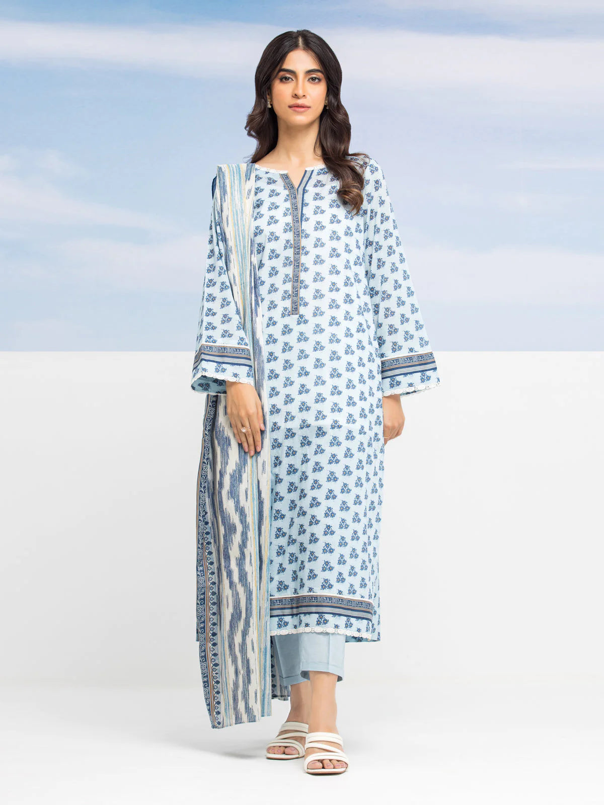 Edenrobe Allure Lawn Unstitched 3Pc Printed Suit EWU24A1-28048