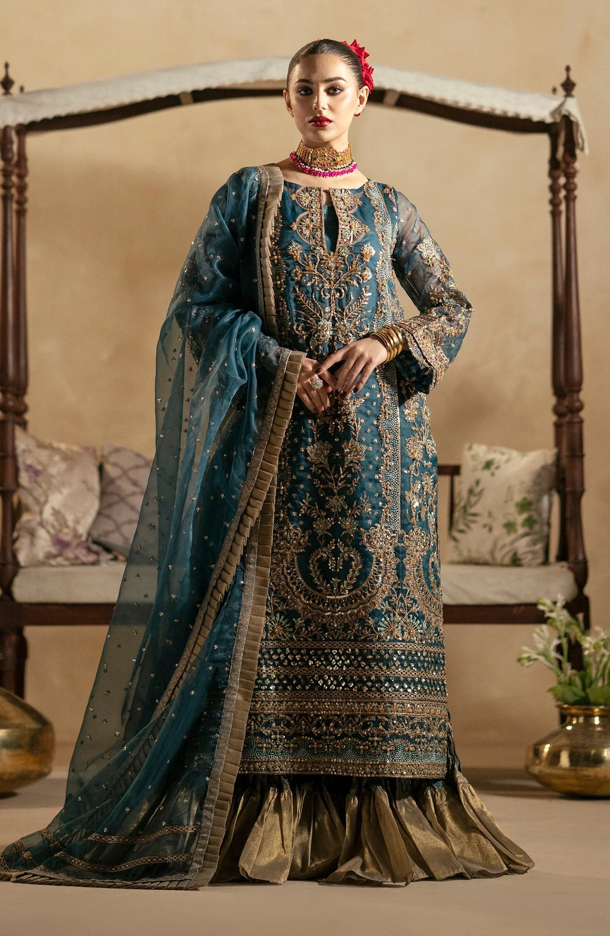 Maryum & Maria Zamani Begum Embroidered Organza Unstitched 3Pc Suit Zircon (MW23-514)