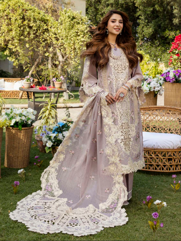 LUXURY LAWN 2025