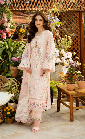 LUXURY LAWN 2025