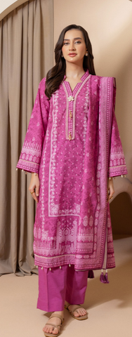 UNSTITCHED_LAWN'25_COLLECTION