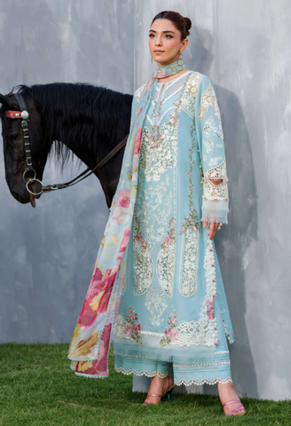 LUXURY LAWN