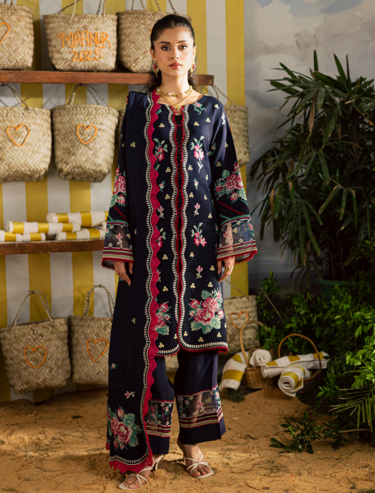 EMBROIDERED WINTER 25