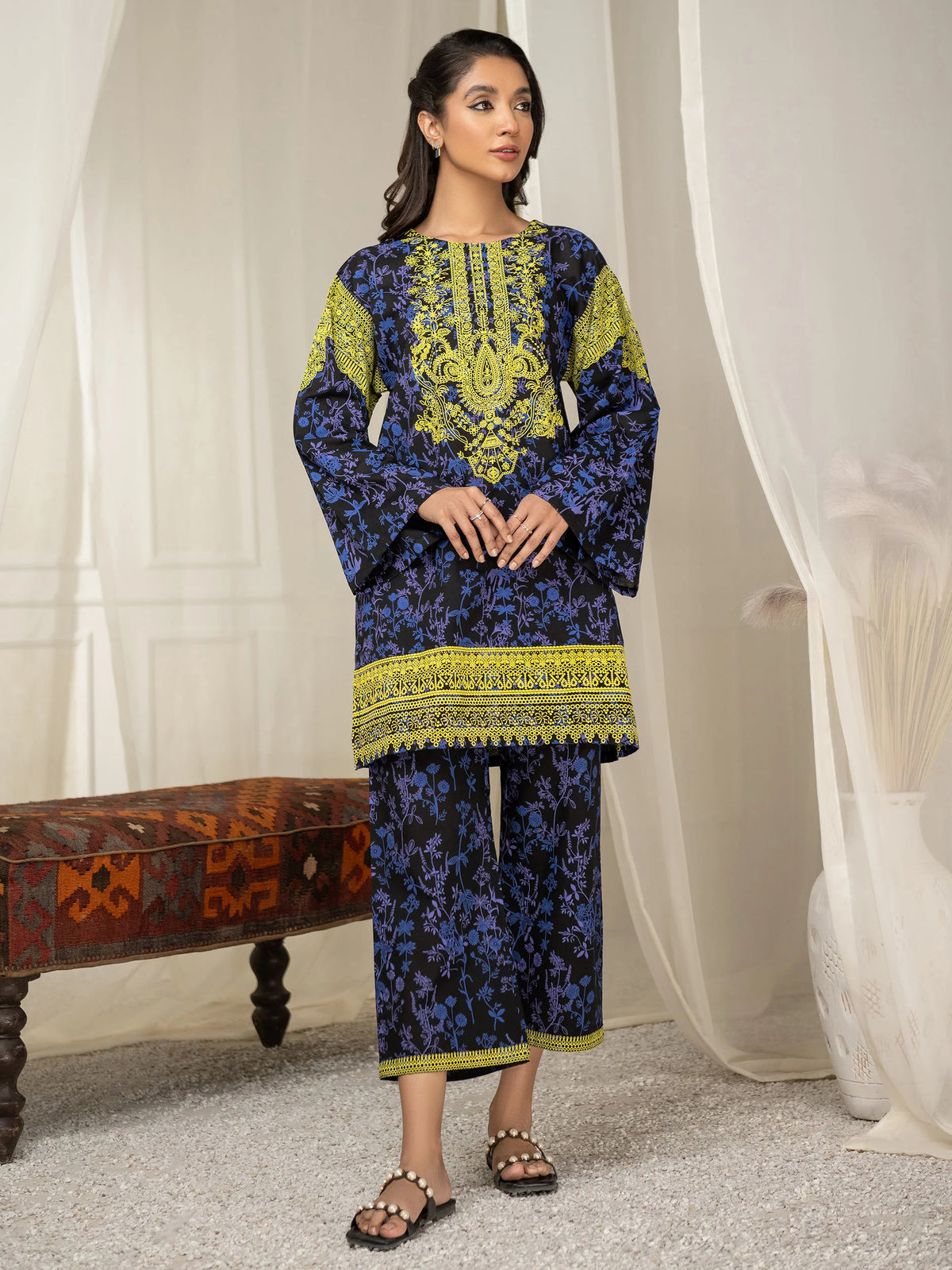 Limelight Paste Printed Lawn Unstitched 2pc Suit U2479SU-2PC-BLK