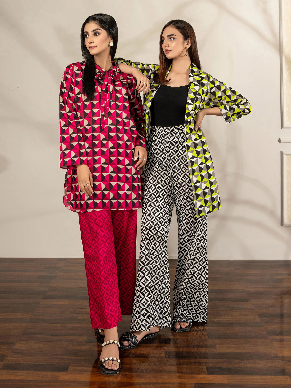 Limelight Printed Lawn Unstitched 2pc Suit U2870SU-2PC-Red