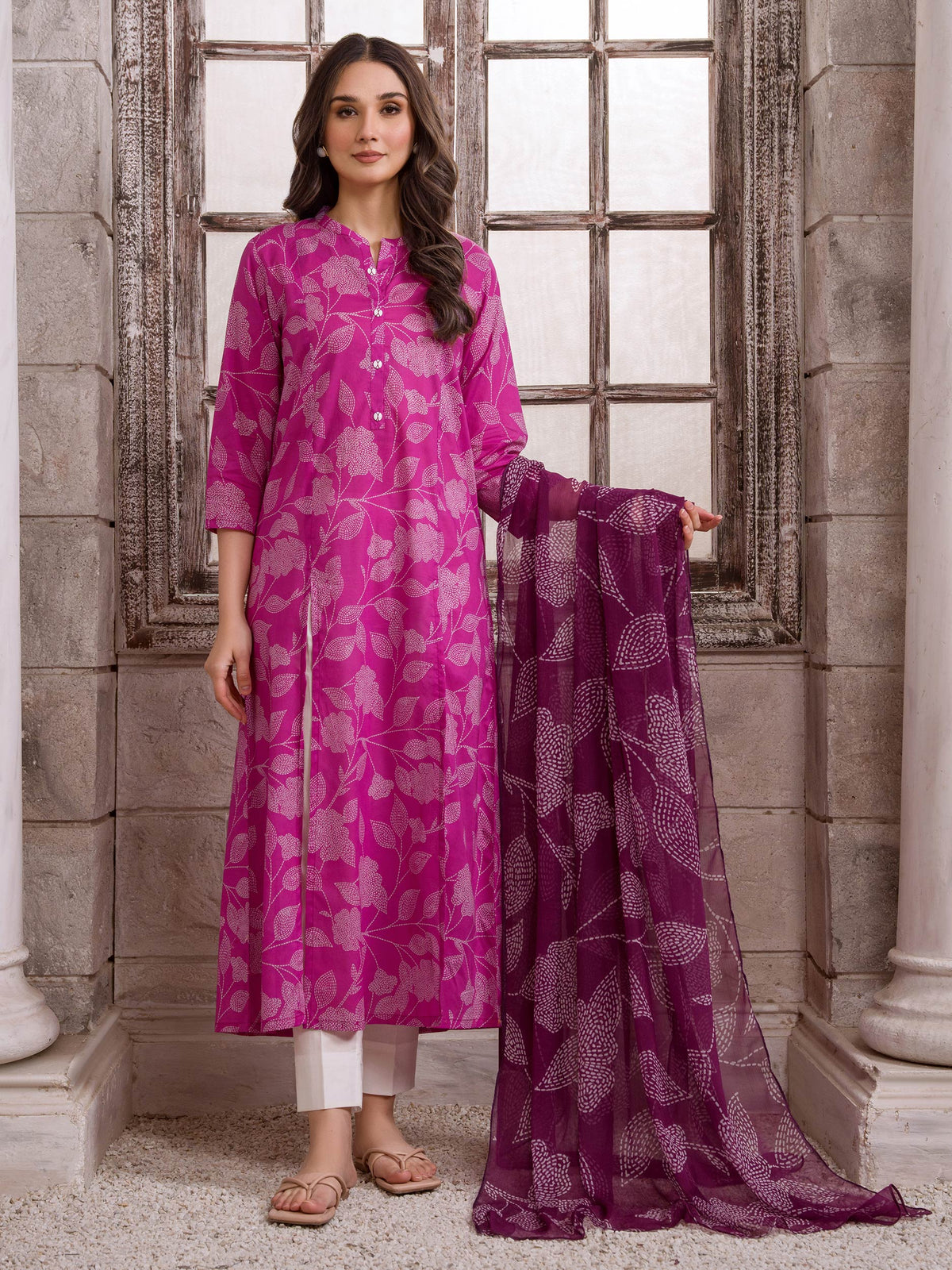 Limelight  Printed Lawn Unstitched 2pc Suit U3378SU-2PC-489