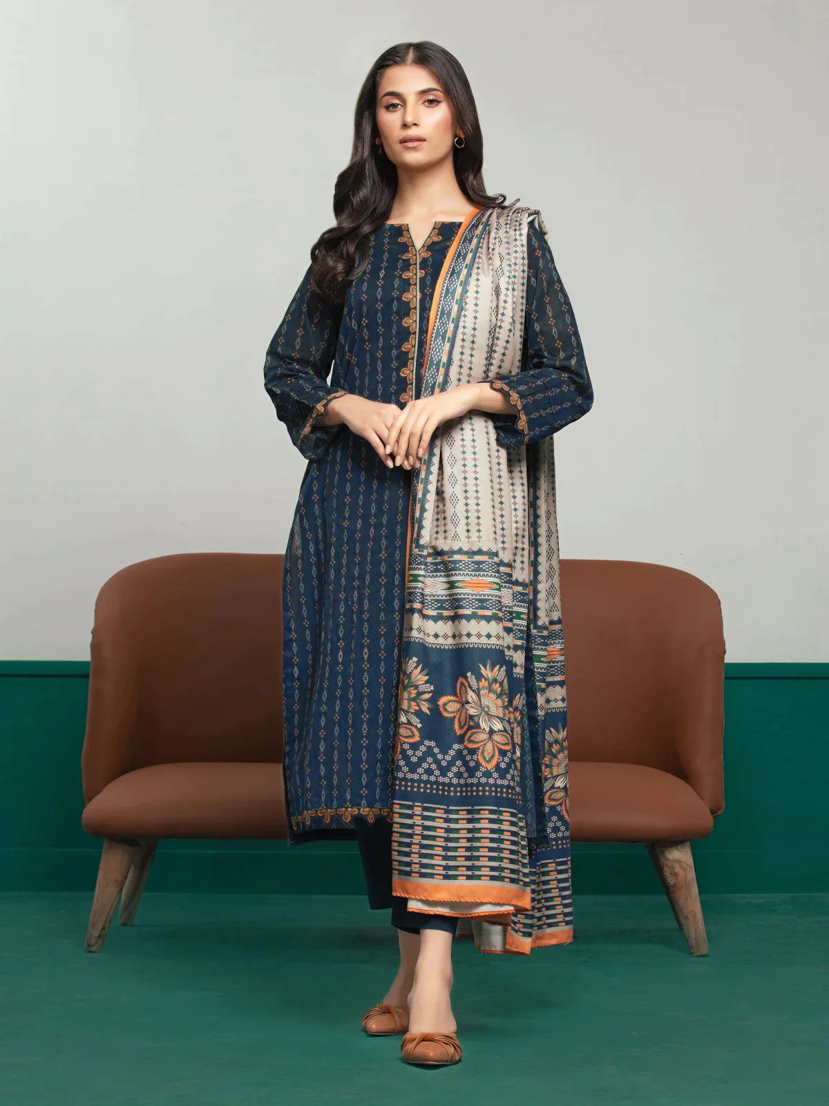 Edenrobe Printed Khaddar 3pc Unstitched Suit Navy Blue EWU23A3S-27640