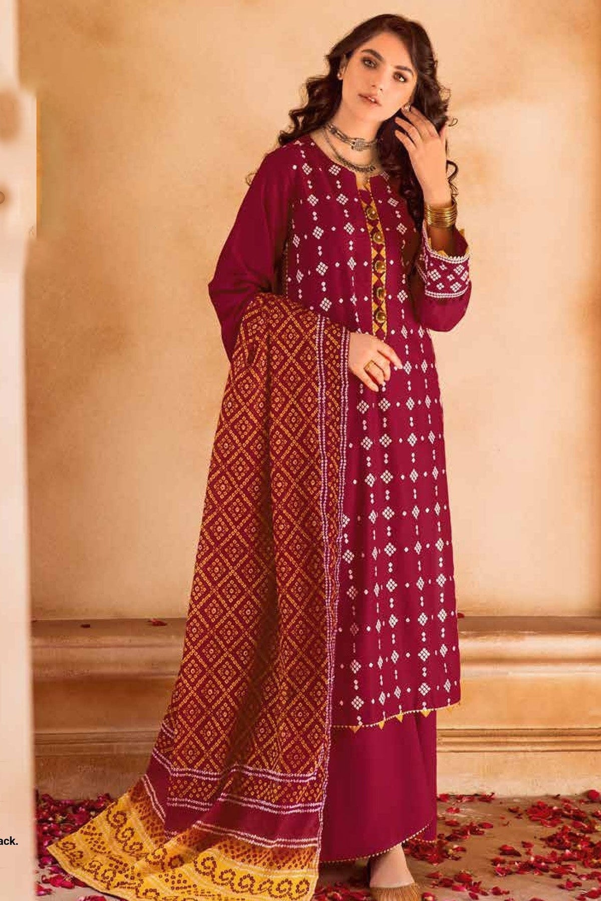3PC Embroidered Chunri Lawn Unstitched Suit