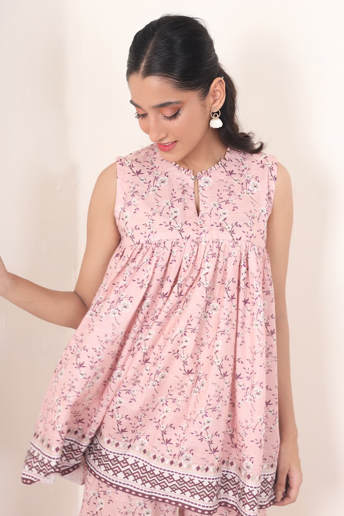 Rashid Textile Regent Digitally Printed Khaddar 2pc Unstitched  D-8333