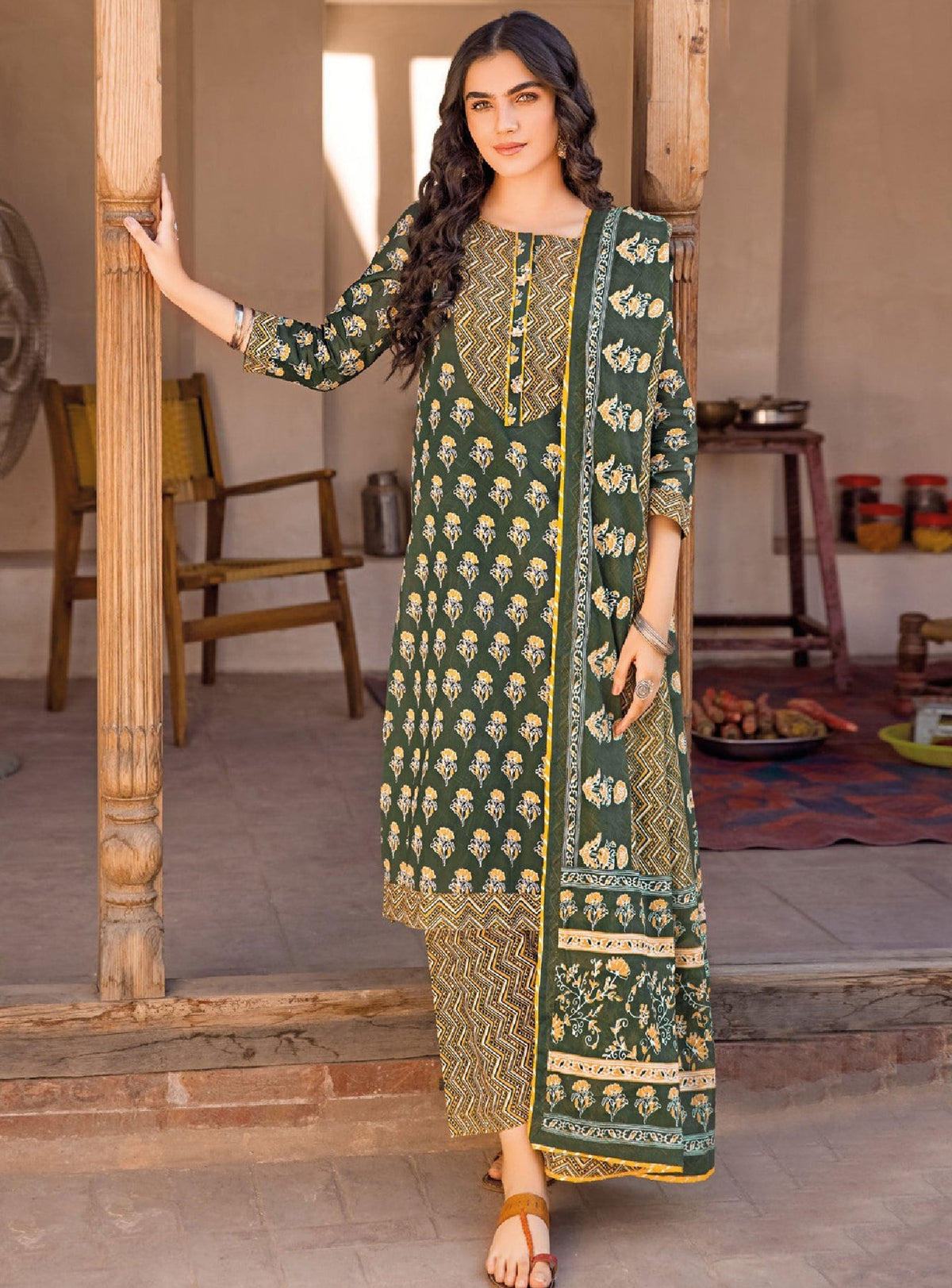 Gul Ahmed Vintage Garden Dress (MS-606)