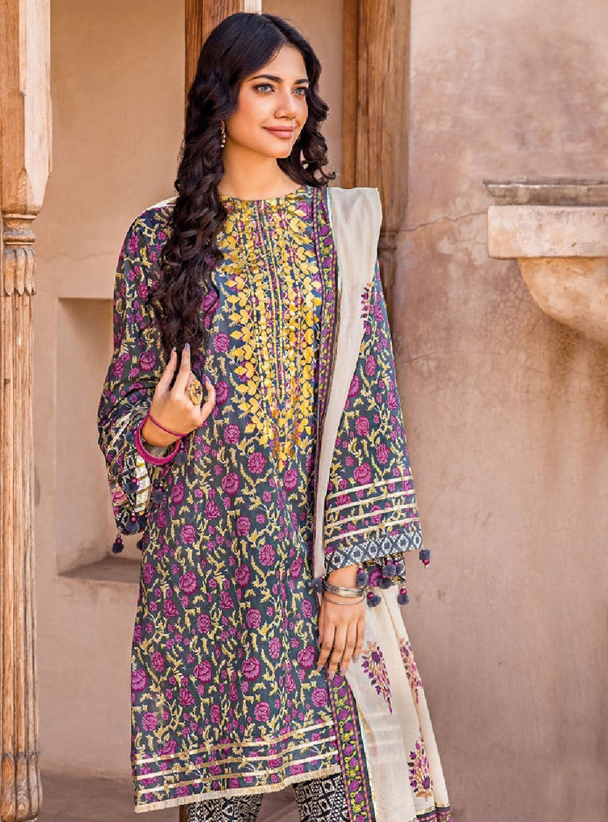 Gul Ahmed Vintage Garden Dress (MS-619)