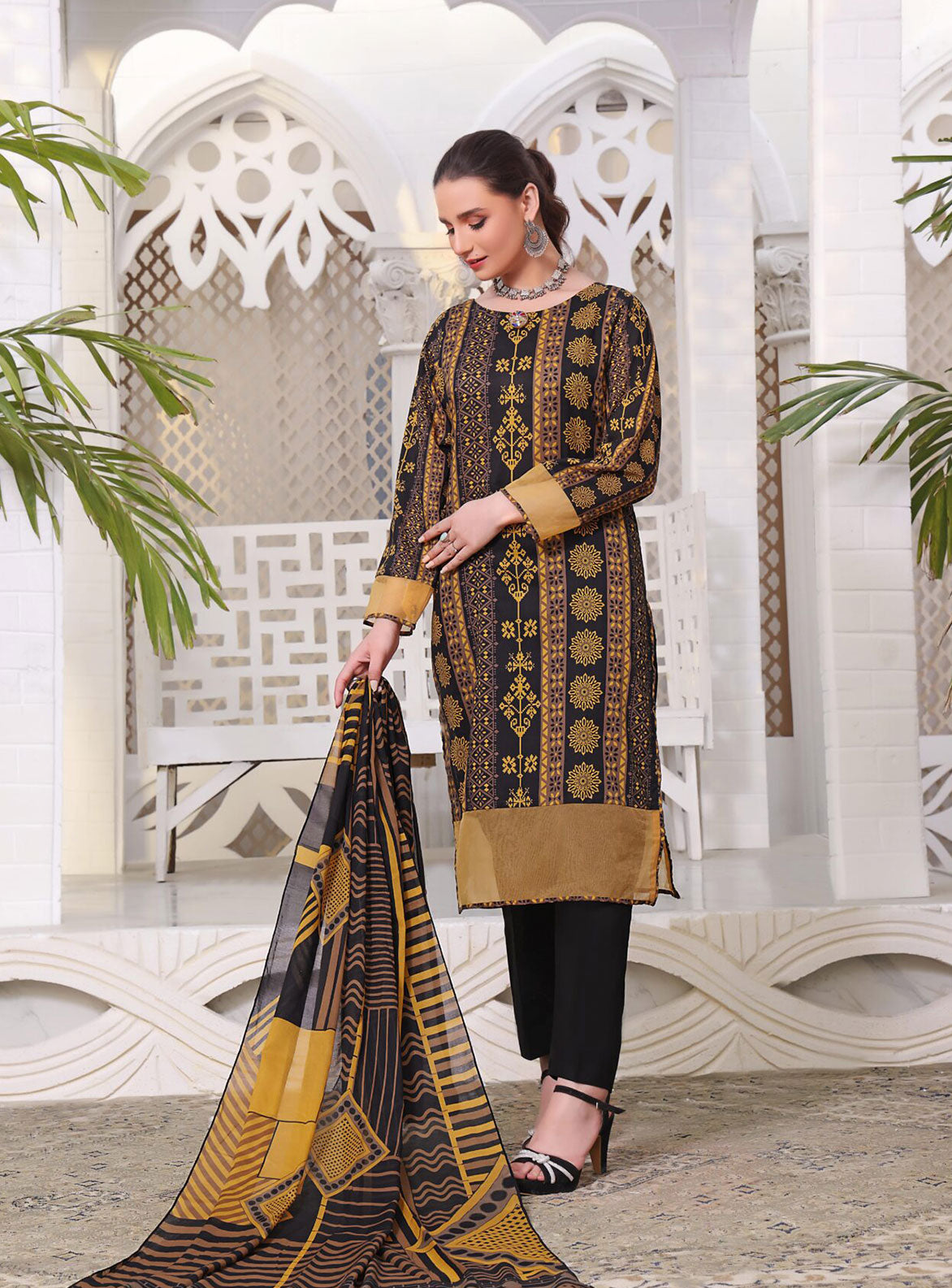 ZOELLA – PREMIUM LAWN- 3P ARAAISH