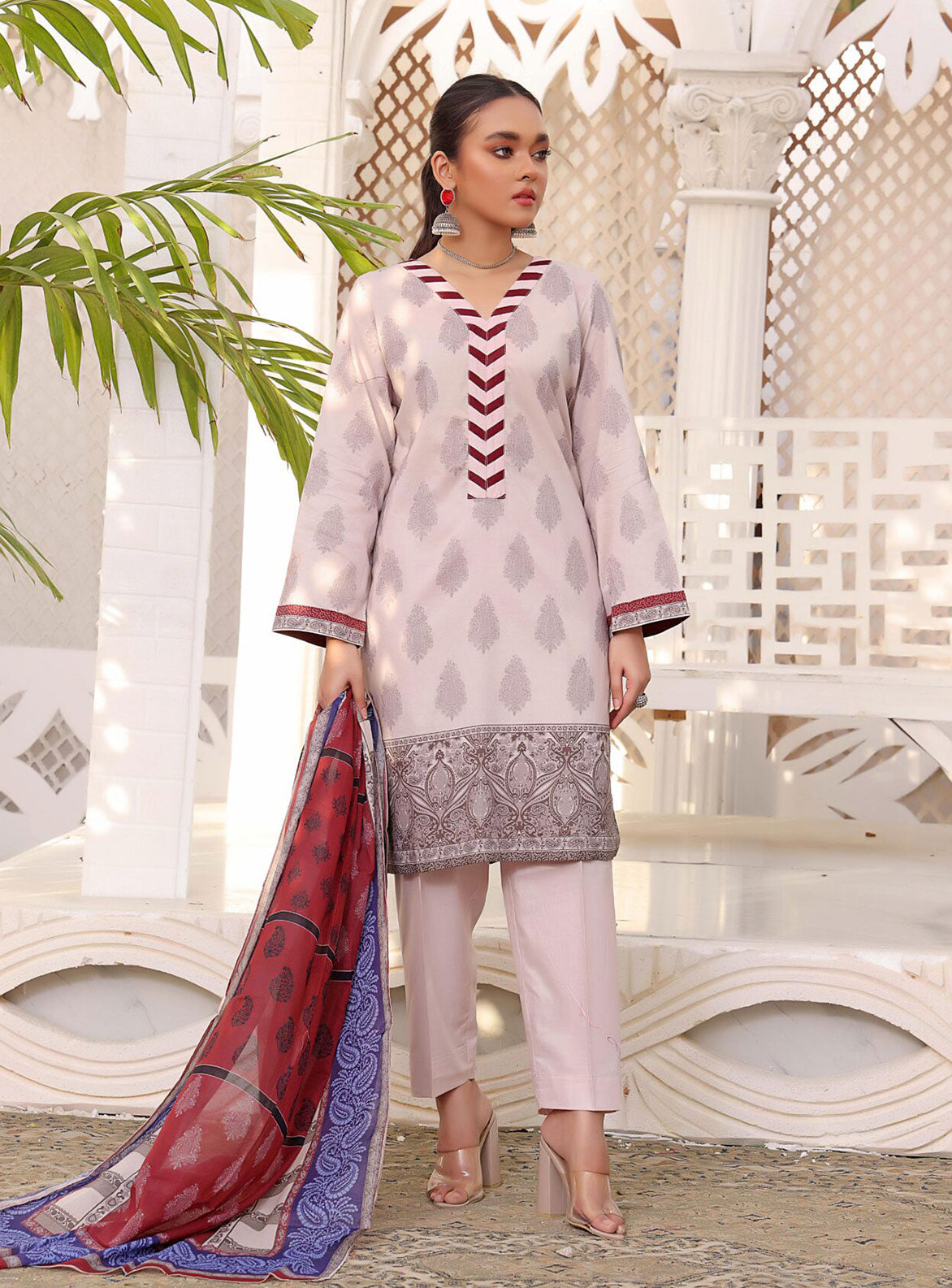ZOELLA – PREMIUM LAWN- 3P ARAAISH