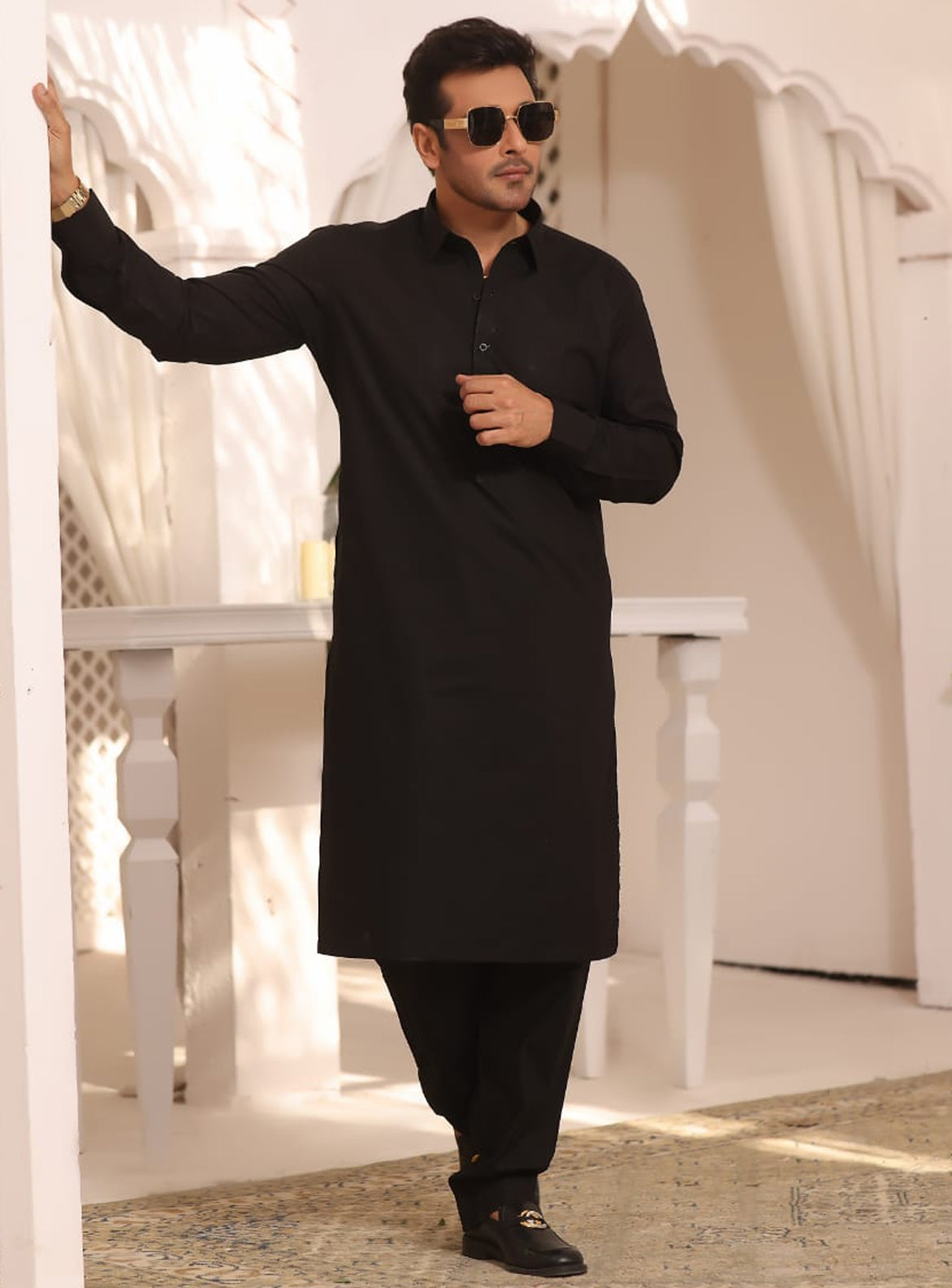 Black Latha Premium