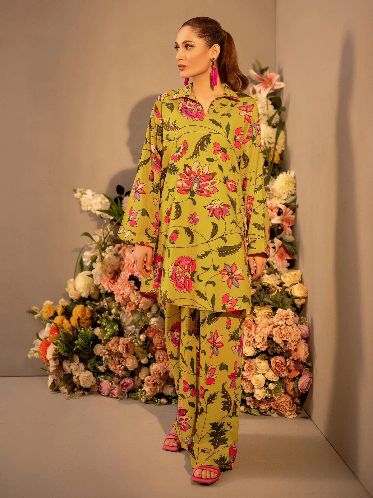 Limelight Winter printed khaddar Unstitched Single Shirt U3098 Apple Green