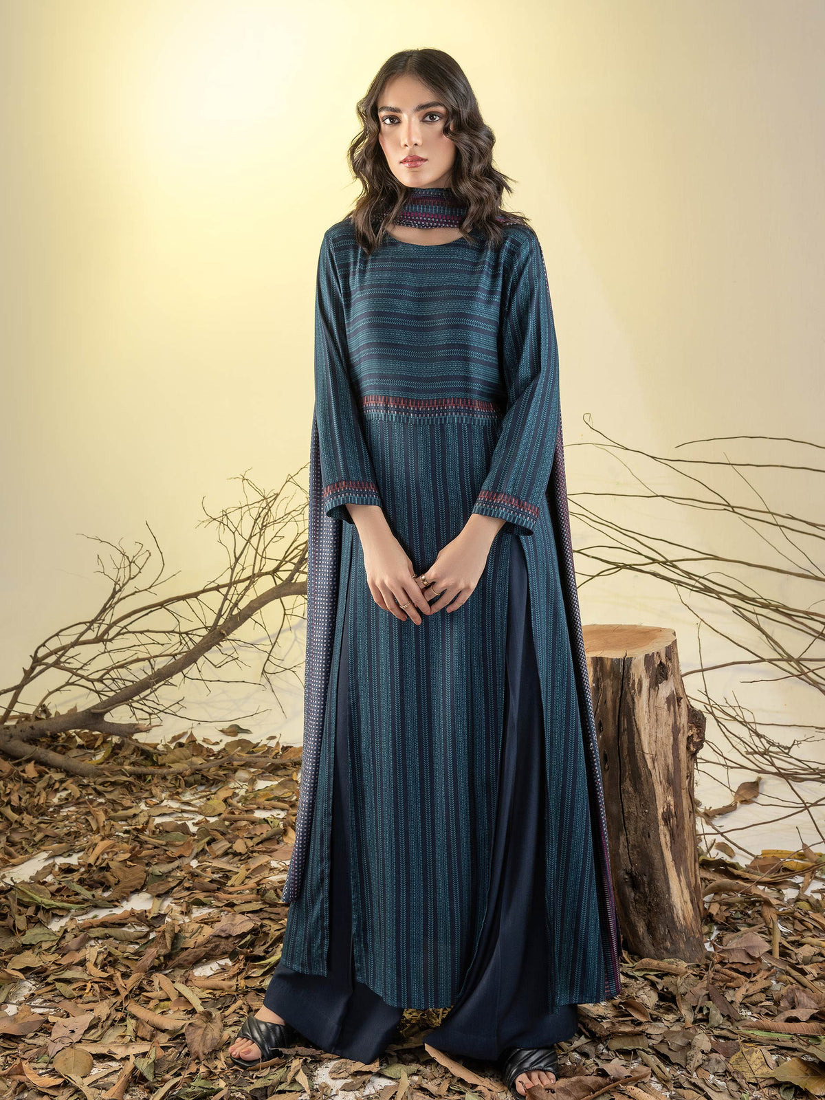 Limelight Winter printed Linen Unstitched 3Pc Suit U3152 Blue